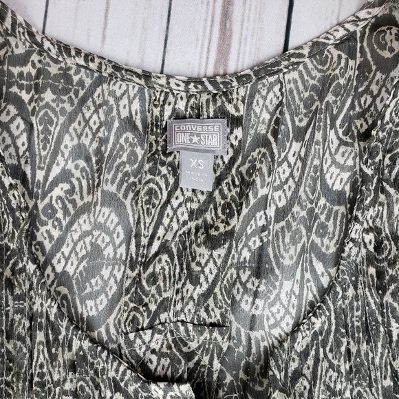 Converse Dark Green/White Sheer Flowy Tank Blouse - Picture 3 of 4